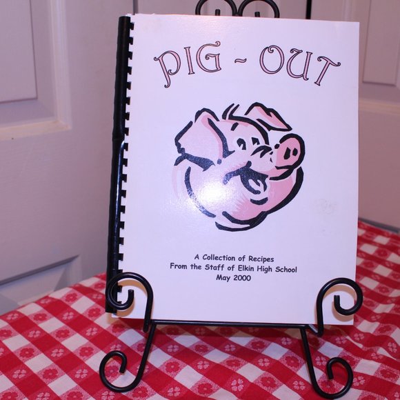 PIG OUT ELKIN NC. HIGH SCHOOL COOK BOOK  VINTAGE RARE - Picture 16 of 16